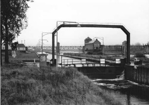 Schleuse Krotzenburg