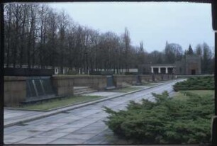 Berlin, Sowjetisches Ehrenmal Schönholzer Heide