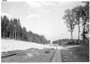 Planum und Entwässerungsmulde bei km 247