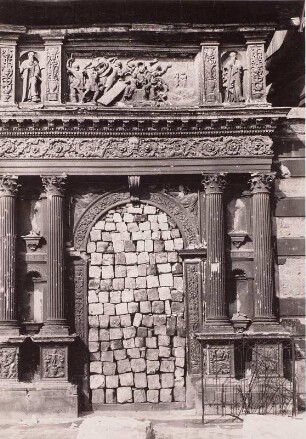 Portal der ehem. Schloßkapelle