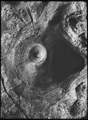 Krater sw. V. es-suweda (tell el-hadid)