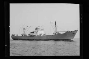 Warnow (1953), VEB Deutsche Seereederei, VEB Deutfracht, VEB Deutfracht - Seereederei Rostock (DSR), Deutsche Seereederei GmbH, Rostock