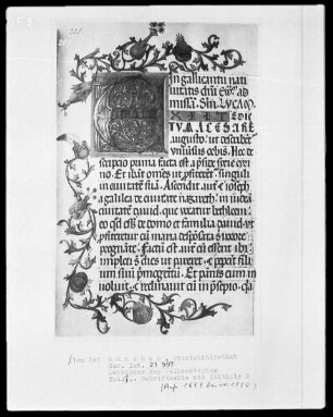 Lektionar für Kloster Weihenstephan angefertigt — Initiale E und Dreiviertelbordüre, Folio 1recto