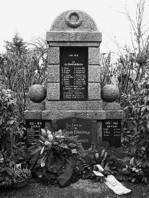Gefallenendenkmal (Gefallenendenkmal); Freiensteinau, Salzbachstraße