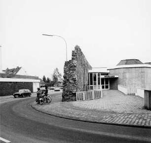 Stadtbefestigung (Stadtbefestigung); Babenhausen, An der Stadtmauer, Stadtmauer, Schloßweg, Platanenallee, Am Schloßweg