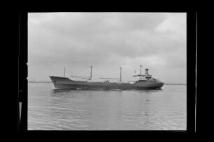 Aspia (1974), Zementtransportschiff, Deutsche Afrika-Linie, Hamburg, Kiel, Panama, Bau-Nr. 705