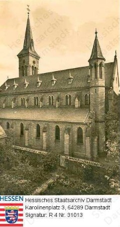 Jügesheim, katholische Pfarrkirche / Seitenansicht