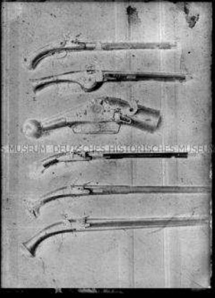 Schusswaffen (6)