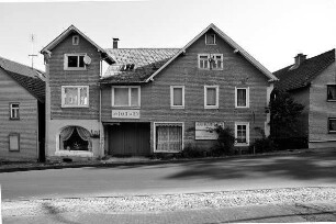 Wohn- und Geschäftshaus; Ulrichstein, Hauptstraße 17