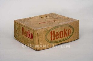 Karton für das Reinigungsmittel "Henko"