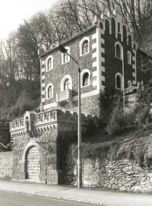 Meißen, Siebeneichener Straße 17. Wohnhaus (ehemaliger Gasthof?) (1851/1900)