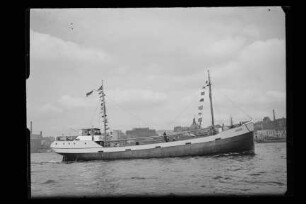 Salmo ex Gerda I-54 ex Margarethe-51 ex Nora (1903), G. Wolkau, Hamburg