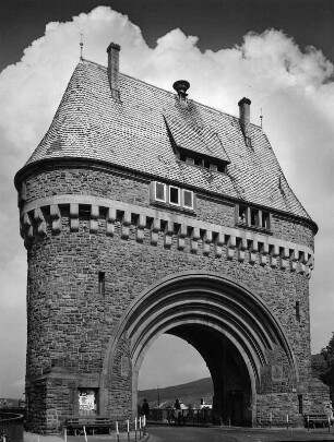 Miltenberg. Brückentor der Mainbrücke (1898/1900)