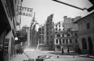 Bukarest: Bomben auf Bukarest, Straße Poincaré mit Hotel Union