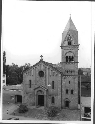 Ev. Segenskirche; Frankfurt, Alte Falterstraße 6