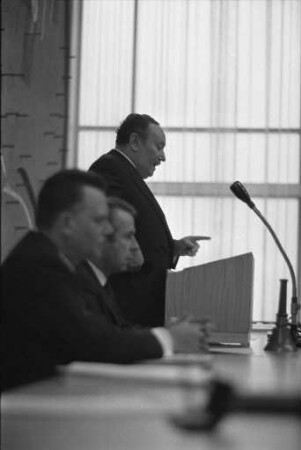 Gemeinderatsitzung mit Etatrede von Oberbürgermeister Günther Klotz.