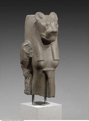 Oberteil einer Standfigur der Göttin Sachmet