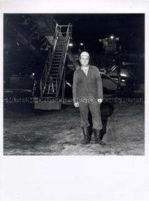 Serie "Kolleginnen und Kollegen - Bürger der DDR" Hans-Jürgen Behlke in der Grube Boxberg, Reichwalde
