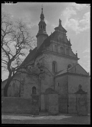 Katholische Kirche Sankt Johannes der Evangelist, Pińczów, Polen
