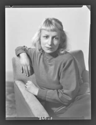 Künstlerinnenporträt Eva Schwimmer (1901-1986) (8)
