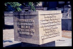 Marx-Engels-Platz 14.7.87.