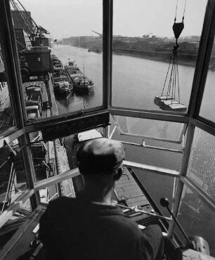 Archivfotografie "staedte_karlsruhe_hafen_on06"