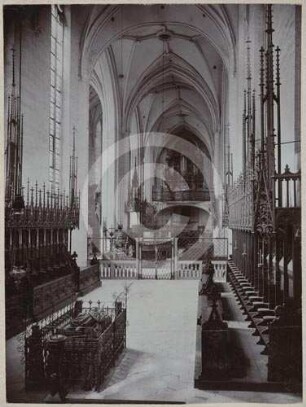 Chor und Mittelschiff der Kreuzkirche Breslau nach W