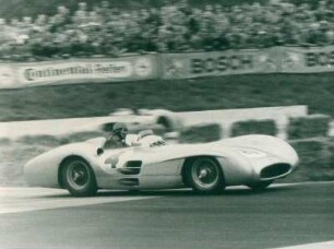 AVUS. Autorennen 1954. Karl Kling Sieger