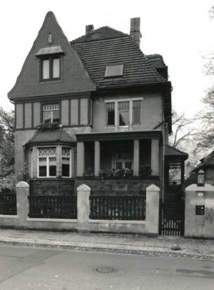 Dresden-Loschwitz, Angelikastraße 10. Villa (um 1910)