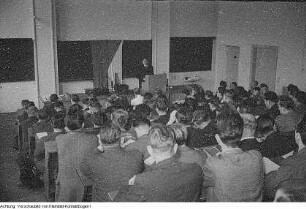 Dresden. Technische Hochschule Dresden (ab 1961: Technische Universität Dresden (TUD), Professor Smirnow, Dezember 1953