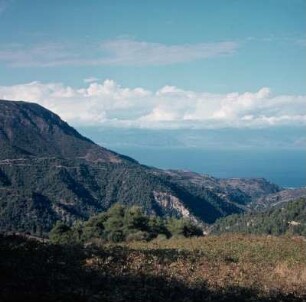 Achaia. Peloponnes, Nordküste bei Diakoptón oberhalb des Korinthischen Golfes