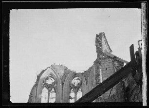 Kirchenruine Givenchy-en-Gohelle (Dep. Pas-de-Calais, Frankreich)