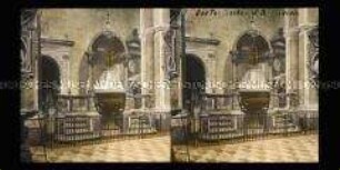 Taufbecken in einer Kathedrale