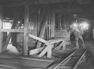 Meuselwitz-Rositzer Braunkohlerevier. Rositz. Grube "Vorwärts", Hängebank