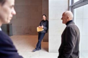 Künstlerarbeiten und Gespräche. Jenny Holzer, Norman Foster und Mark Braun