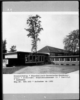 Physikalisch-Technische-Bundesanstalt — Institutsgebäude