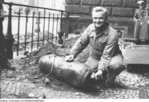 Dresden, Entschärfung von Bomben, 1959/64