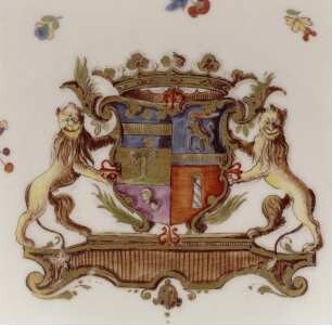 Service mit Wappen des Mauro d'Aversa und Hafenszenen — Kat. Nr. 321: Becher und Unterschale — Unterschale
