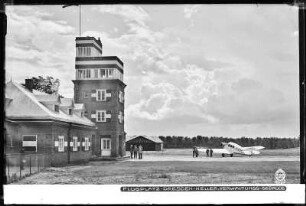 Flugplatz Dresden-Heller, Verwaltungsgebäude