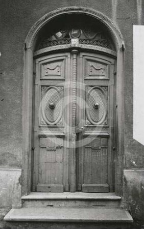 Portal und Haustür am Bürgerhaus Junkerstr. 38 in Elbing