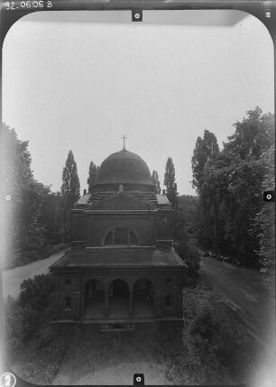 Halle (Saale). Südfriedhof. Friedhofskapelle (1887). Eingangsseite