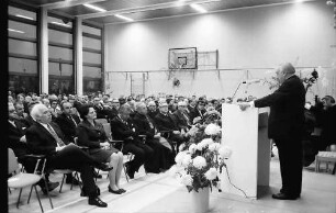 Bad Krozingen: Ansprache: Minister a.D. Dr. Seifriz; mit Publikum