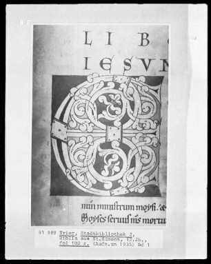 Bibel aus St. Simeon in Trier in zwei Bänden — Initiale E, Folio 102 recto