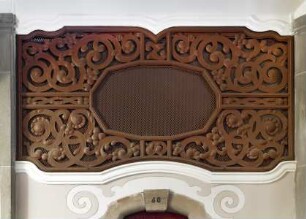 Amtsgericht I / Landgericht I — Haupttreppenhaus — Supraporte