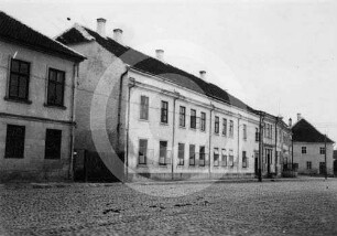 Straßenansicht Arensburg