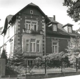 Radebeul, Dr.-Rudolf-Friedrichs-Straße 17. Villa Marie (um 1895)