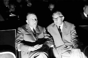 13. Tagung 1963 Medizin; Eröffnung Lindau 1.7.63: Otto H. Warburg, Adolf Butenandt