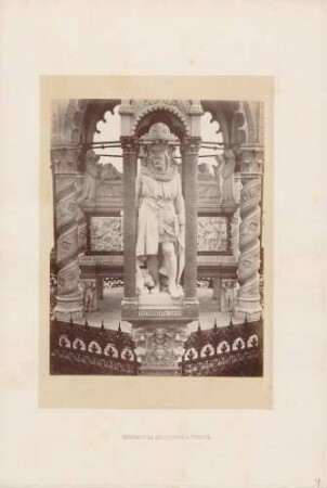 Detailansicht (Heinrich der Löwe, Herzog von Sachsen und Bayern) des Brunswick-Monuments (Denkmal Herzog Karls II. von Braunschweig) in Genf