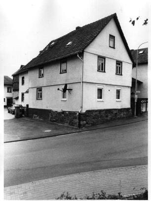 Solms, Weilburger Straße 51