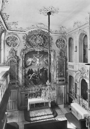 Dresden. Taschenbergpalais. Hofkapelle. Blick zum Altar